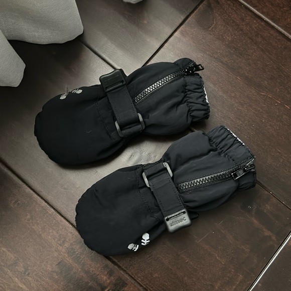 MEC Other - MEC Baby Fleece Lined Zipper Mittens XS